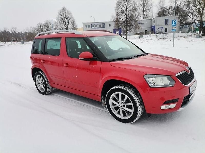 Begagnad Skoda Yeti 122 HK (89 kW) 2014 Röd SUV