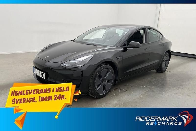 Svart Begagnad 2023 Tesla Model 3 Standard Range Sedan | 329 800 kr (Marknadspris) - Bild 1/3
