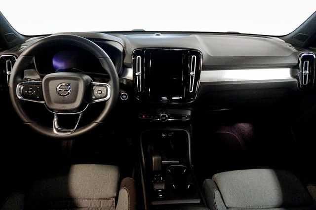 Begagnad Volvo XC40 163 HK (119 kW) 2023 SUV