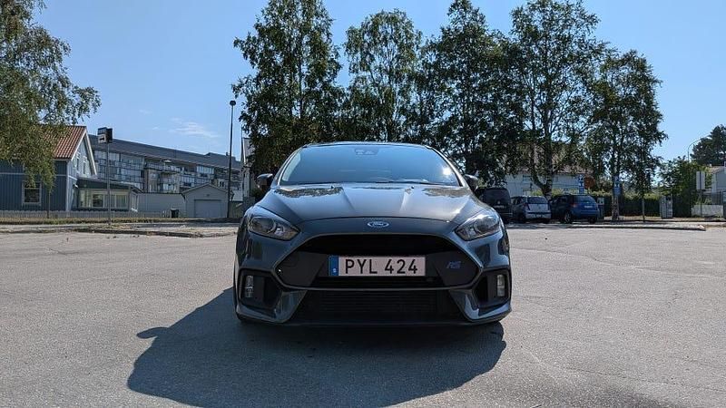 Begagnad Ford Focus RS 350 HK (257 kW) 2016