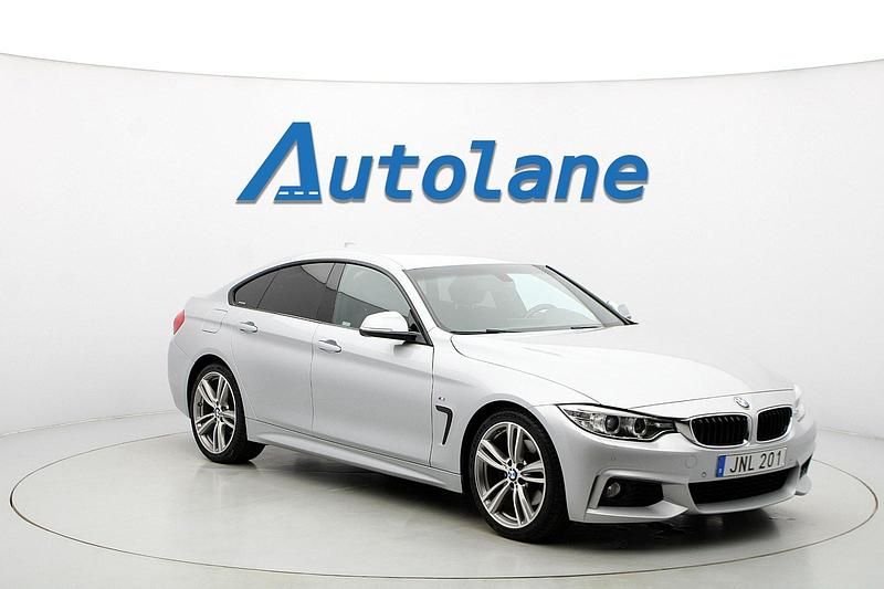 Glaciärsilver metallic Begagnad 2017 BMW 430 Gran Coupé M Sport Sportkupé | 259 900 kr (Marknadspris) - Bild 1/2