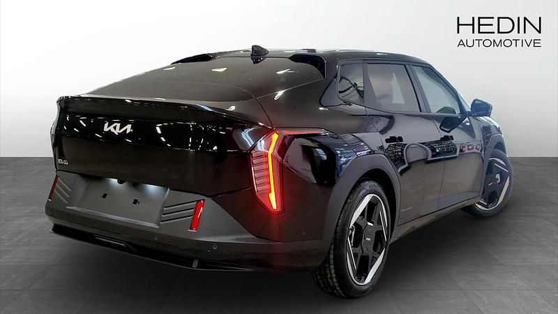 Ny Kia EV4 Plus 127 kW (174 HK) 2025 Svart Sedan