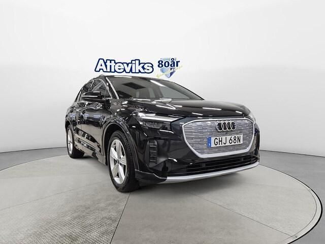 Svart Begagnad 2024 Audi Q4 e-tron Proline SUV | 539 900 kr (Dyr) - Bild 1/4