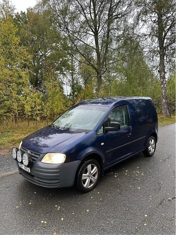 Blå Begagnad 2006 VW Caddy Minibuss | 35 000 kr - Bild 1/4