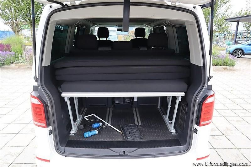 Begagnad VW Transporter Beach 204 HK (150 kW) 2018 Vit samma som bilen Van