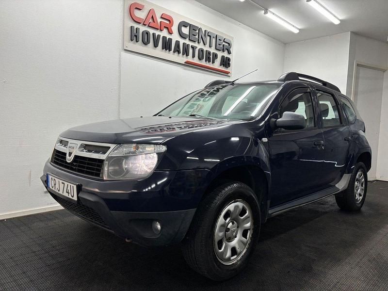 Mörkblå (blå) Begagnad 2012 Dacia Duster SUV | 69 900 kr - Bild 1/4