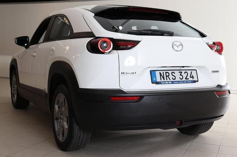 Begagnad Mazda MX30 Exclusive-Line 105 kW (143 HK) 2022 Vit SUV