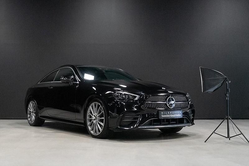 Begagnad Mercedes E450 Premium Plus 367 HK (269 kW) 2020 Svart Sportkupé