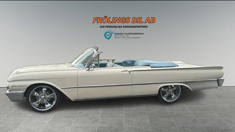 Begagnad Ford Galaxie 223 HK (164 kW) 1961 Vit Cab