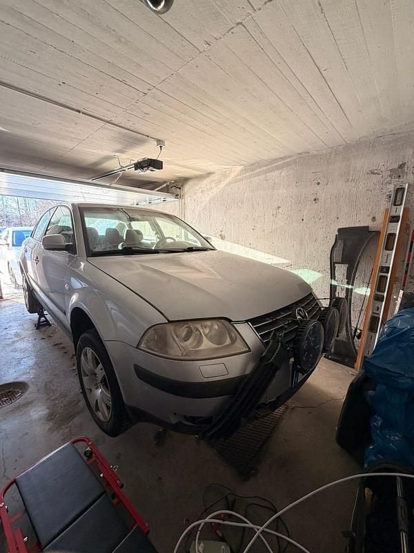 Begagnad VW Passat 150 HK (110 kW) 2001