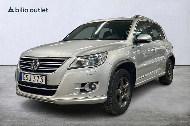 Grå Begagnad 2011 VW Tiguan SUV | 79 900 kr (Marknadspris) - Bild 1/4