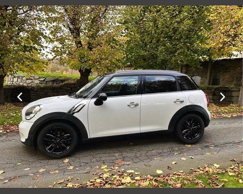 Vit Begagnad 2011 Mini Cooper D Countryman SUV | 68 000 kr (Marknadspris) - Bild 1/3