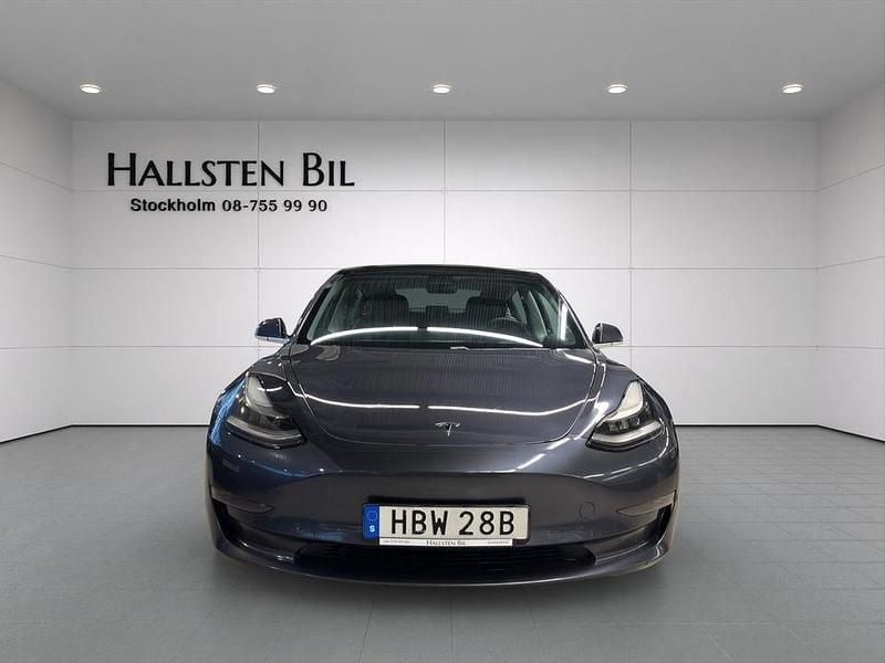 Begagnad Tesla Model 3 Long Range AWD 324 kW (441 HK) 2019 Grå metallic Sedan