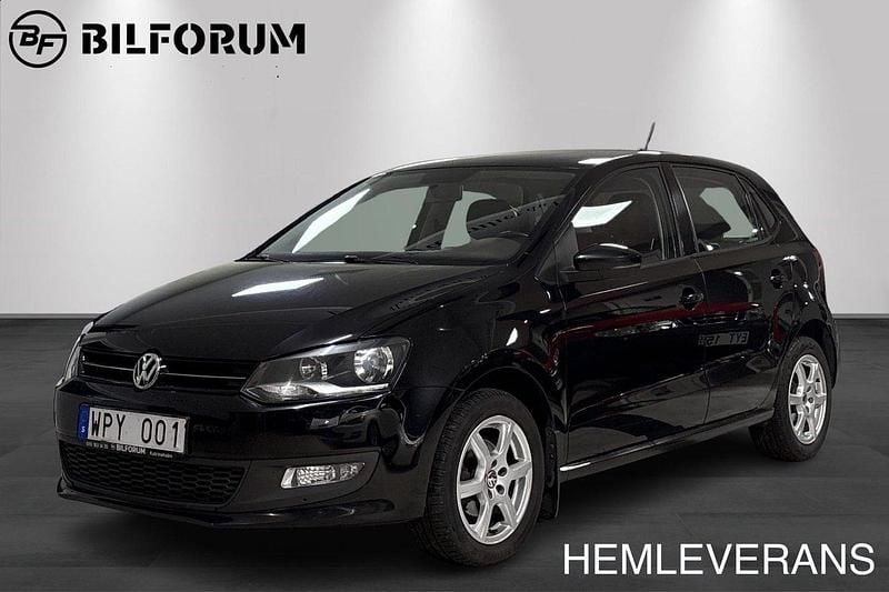 Svart Begagnad 2013 VW Polo Halvkombi | 54 800 kr (Marknadspris) - Bild 1/4