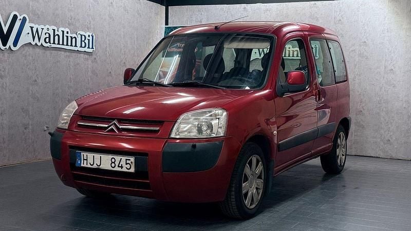 Röd Begagnad 2008 Citroën Berlingo Minibuss | 34 900 kr (Marknadspris) - Bild 1/4