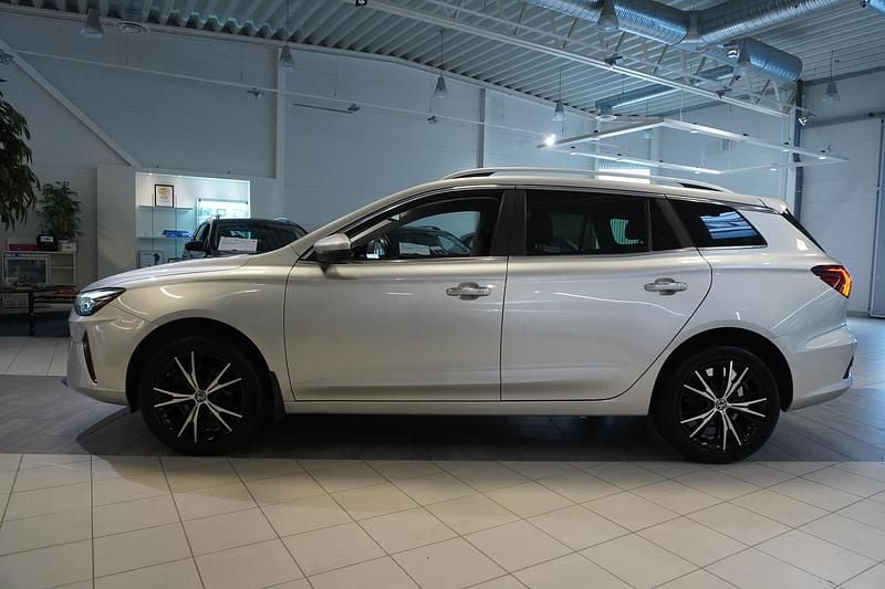 Begagnad MG MG5 EV Long Range 114 kW (156 HK) 2022 Grå Kombi