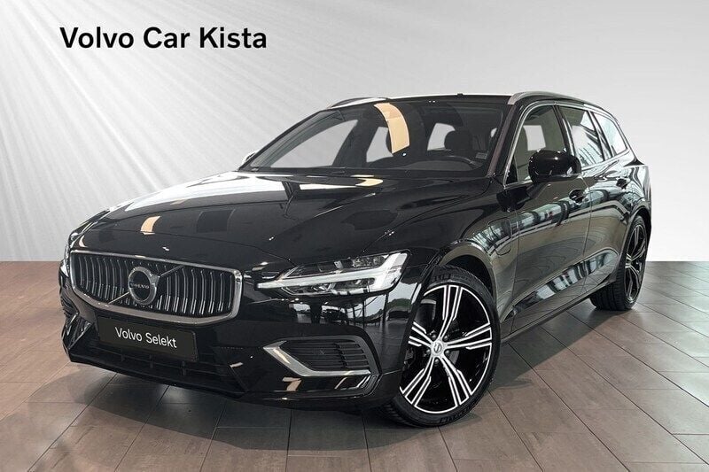 Svart Begagnad 2021 Volvo V60 Inscription Kombi | 439 900 kr (Marknadspris) - Bild 1/3