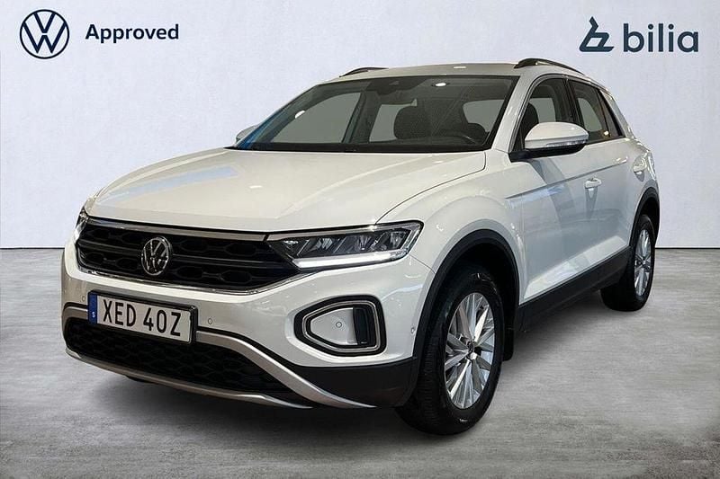 Vit Begagnad 2022 VW T-Roc SUV | 254 500 kr (Marknadspris) - Bild 1/4