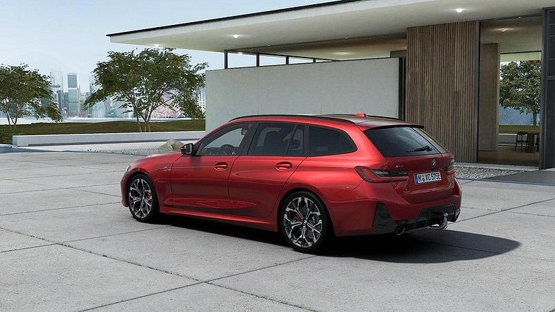 Begagnad BMW 330e Efficient Dynamics 184 HK (135 kW) 2025 Okänd Kombi