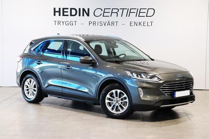 Grå (grey) Begagnad 2022 Ford Kuga Titanium SUV | 269 900 kr (Marknadspris) - Bild 1/4