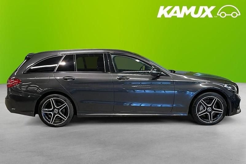 Begagnad Mercedes C300 AMG 320 HK (235 kW) 2021 Grå Kombi