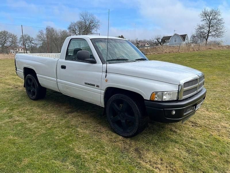 Begagnad Dodge Ram 1998 Vit Pickup