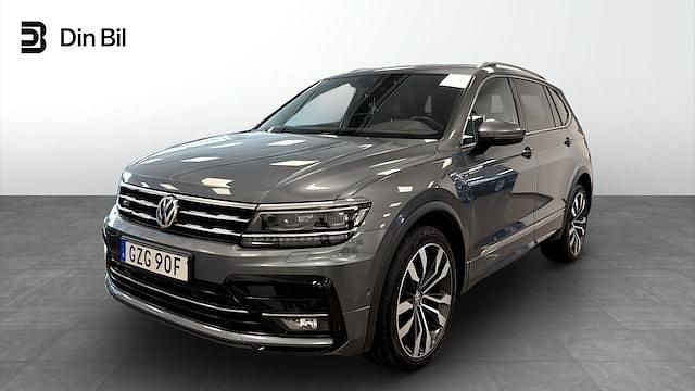 Mörkgrå Begagnad 2021 VW Tiguan Allspace Highline SUV | 359 900 kr (Marknadspris) - Bild 1/4