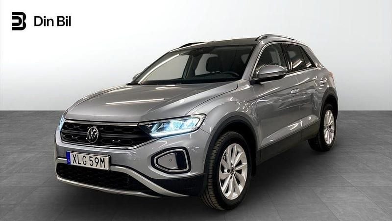 Silver Begagnad 2024 VW T-Roc SUV | 299 900 kr (Lite dyr) - Bild 1/4