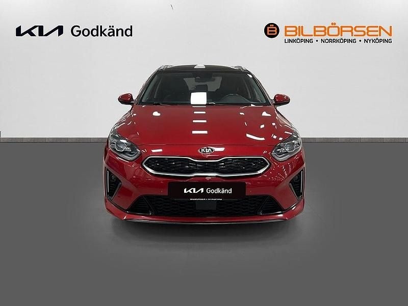 Begagnad Kia Ceed Sportswagon Advance 141 HK (103 kW) 2021 Röd Kombi