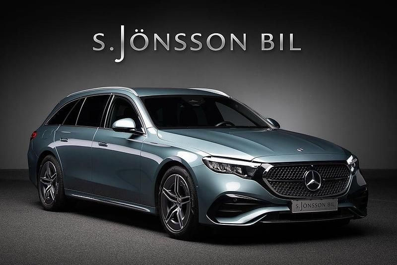 Grön Begagnad 2023 Mercedes E300 Advanced Kombi | 599 000 kr (Marknadspris) - Bild 1/4