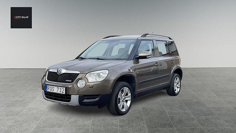 Mörkbrun (brun) Begagnad 2011 Skoda Yeti SUV | 64 900 kr (Bra pris) - Bild 1/4