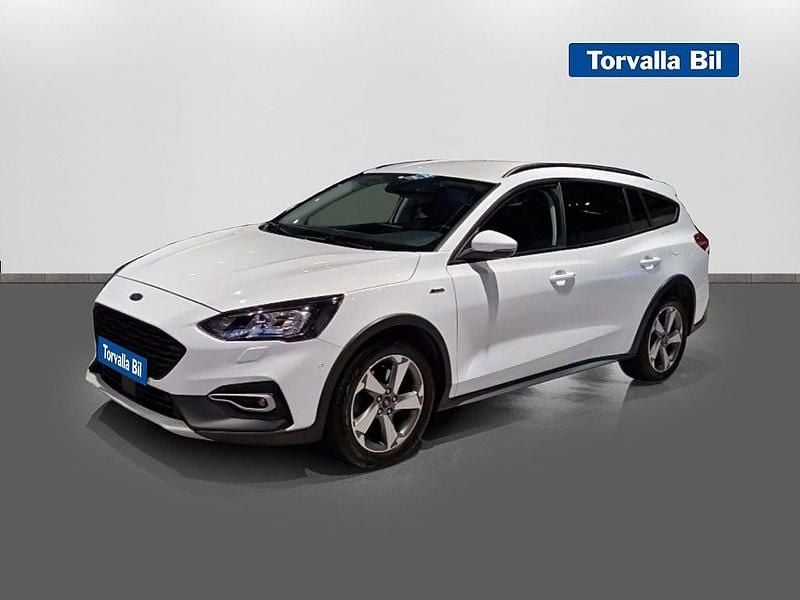 Vit Begagnad 2020 Ford Focus Active Kombi | 179 900 kr (Marknadspris) - Bild 1/3