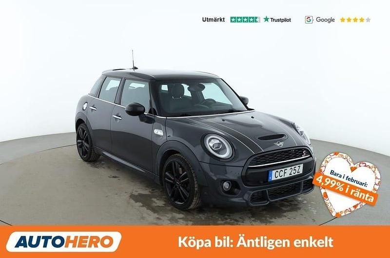 Begagnad Mini John Cooper Works 180 HK (132 kW) 2020 Grå Halvkombi