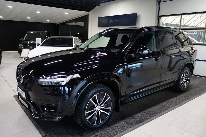 Svart Begagnad 2023 Volvo XC90 R-Design SUV | 599 000 kr (Bra pris) - Bild 1/4
