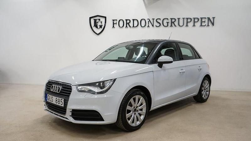 Begagnad Audi A1 Sportback Sport 86 HK (63 kW) 2013 Vit Halvkombi