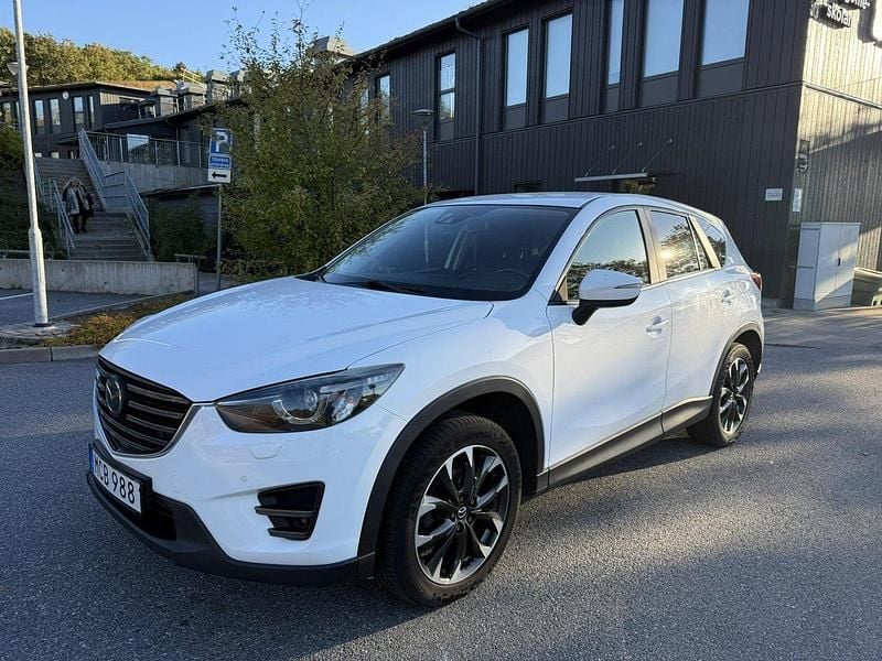 Vit Begagnad 2016 Mazda CX-5 SUV | 129 900 kr (Bra pris) - Bild 1/4