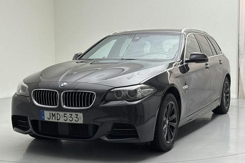 Grå Begagnad 2014 BMW 535 M Sport Kombi | 206 000 kr (Bra pris) - Bild 1/4