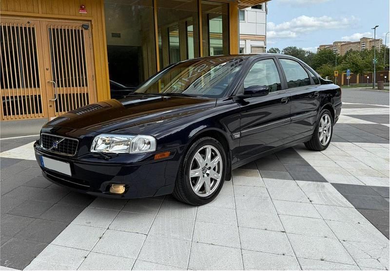 Blå Begagnad 2005 Volvo S80 Sedan | 39 500 kr (Marknadspris) - Bild 1/4