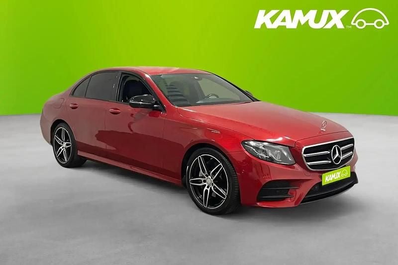 Röd Begagnad 2017 Mercedes E220 AMG Sedan | 229 800 kr (Bra pris) - Bild 1/4