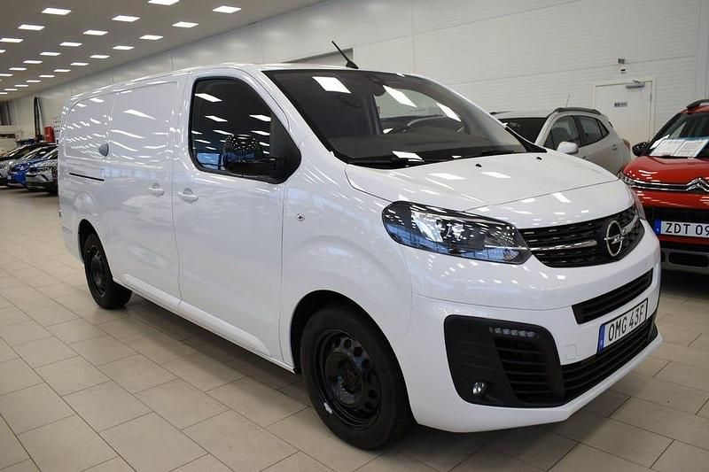 Begagnad Opel Vivaro 144 HK (105 kW) 2024 Vit Minibuss