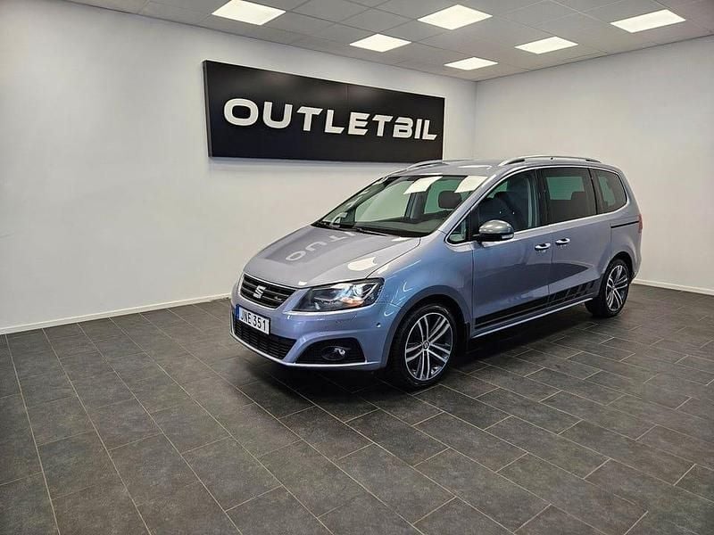 Silver Begagnad 2018 Seat Alhambra 4Drive Minibuss | 239 000 kr (Marknadspris) - Bild 1/4