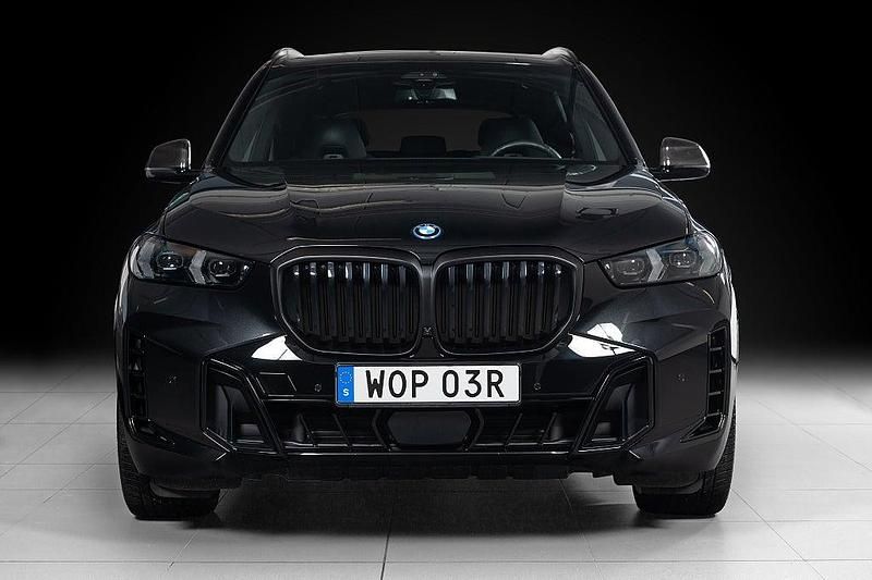 Begagnad BMW X5 M Sport 490 HK (360 kW) 2025 Svart SUV