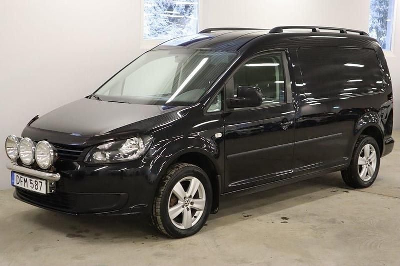 Svart Begagnad 2015 VW Caddy Maxi Minibuss | 79 900 kr (Marknadspris) - Bild 1/4