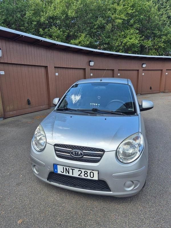 Silver Begagnad 2009 Kia Picanto 4 Halvkombi | 59 000 kr (Dyr) - Bild 1/4