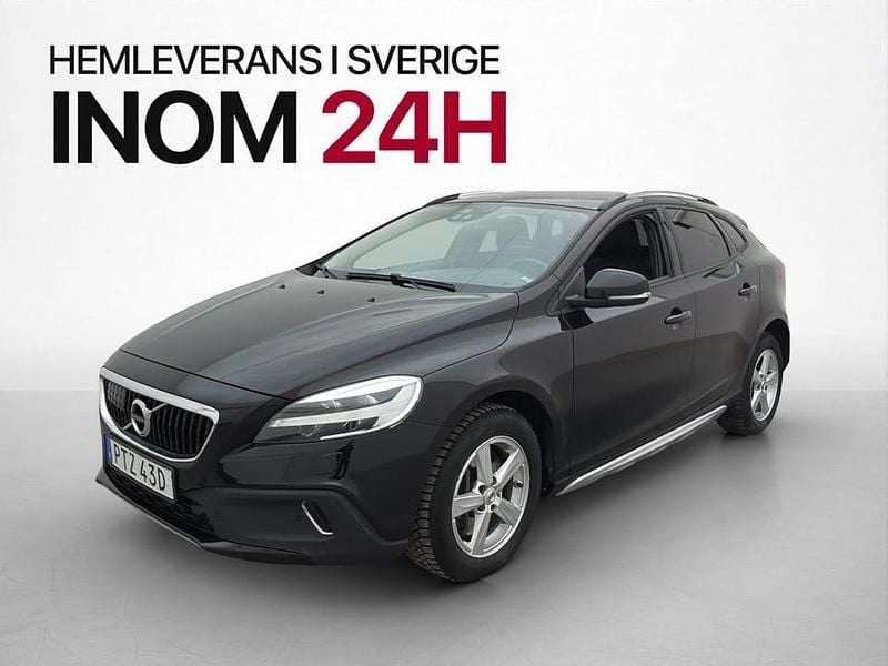 Begagnad Volvo V40 CC 152 HK (111 kW) 2019 Svart Kombi