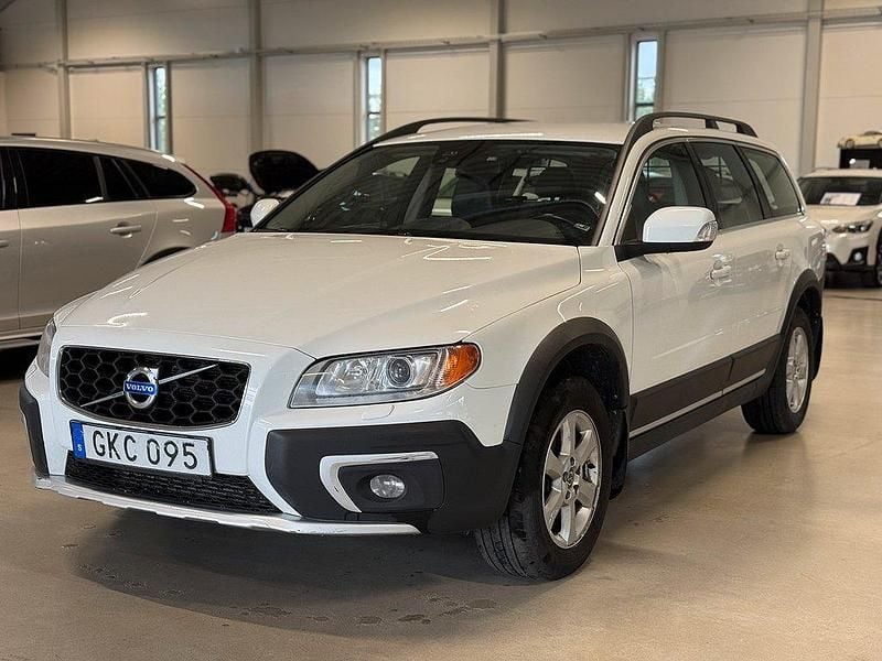 Vit Begagnad 2014 Volvo XC70 SUV | 139 900 kr (Marknadspris) - Bild 1/4