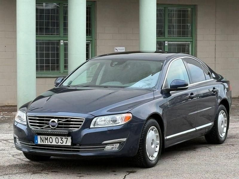 Blå Begagnad 2014 Volvo S80 Sedan | 89 900 kr (Marknadspris) - Bild 1/4