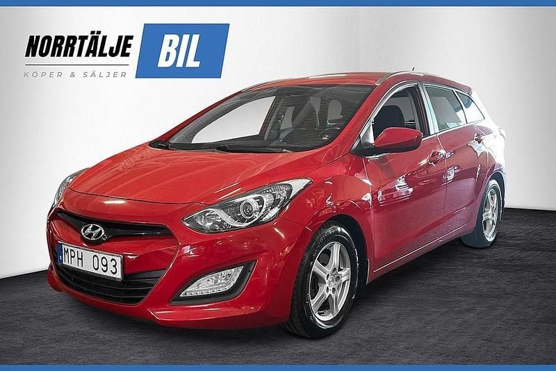 Begagnad Hyundai i30 110 HK (80 kW) 2012 Röd Kombi