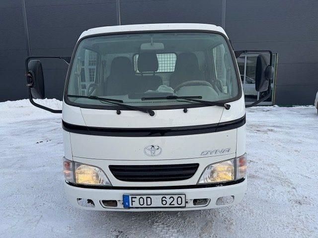 Begagnad Toyota Dyna 109 HK (80 kW) 2007 Vit Pickup