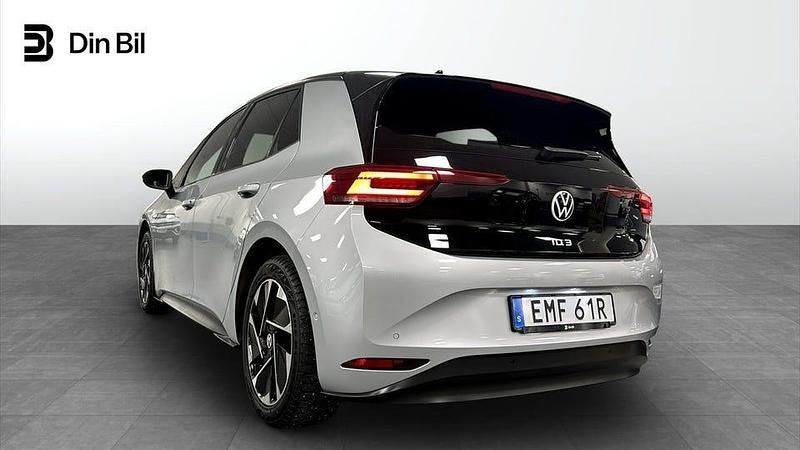 Begagnad VW ID.3 Pro Performance 150 kW (204 HK) 2023 Silver Halvkombi